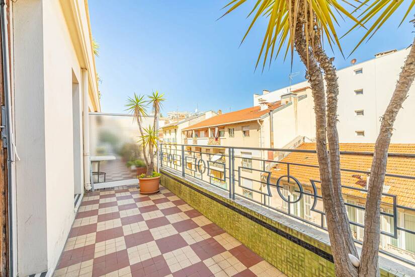 Winter Immobilier - Appartement - Nice - Fleurs Gambetta - Nice - 25bb4e90a3eeae8bd8b6d399b71606a1_7d52d68c46_1920