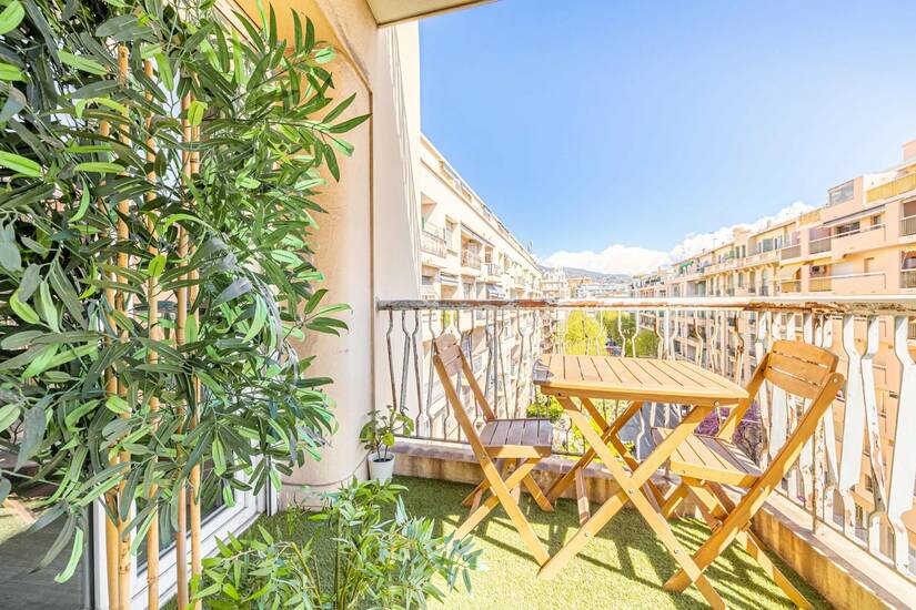 Winter Immobilier - Appartement - Nice - Estienne d’Orves / Parc Imperial / Pessicart - Nice - 1a58c204efba9a61d9acb61212d8043e_b1ec78fb8f_1920