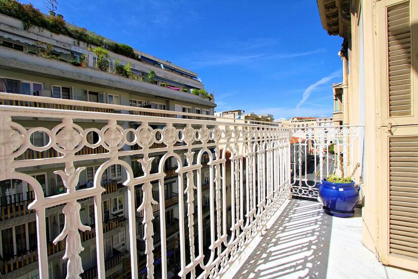 Winter Immobilier - Appartement - Nice - Fleurs Gambetta - Nice - 43aae8b6020fc92632627f101d5ed0e3_560d95fbc3_1920