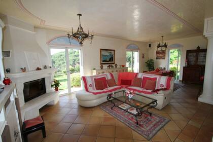Winter Immobilier - Casa/ Villa - Nice - Saint Pierre de Feric - Nice - 35d1dd9f7ac129eb0ca515e1019f27ec_4d06bcd830_1920
