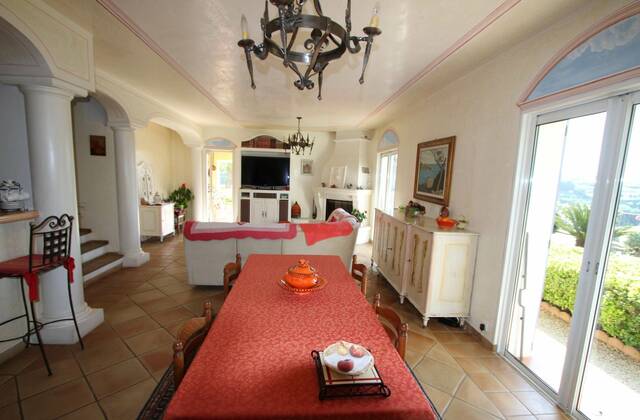 Winter Immobilier - Casa/ Villa - Nice - Saint Pierre de Feric - Nice - bf1ee940f852708a9587f3a71a7ec73a_d7f5953e95_1920