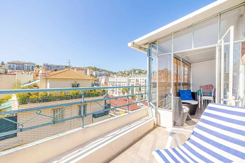 Winter Immobilier - Appartement - Nice - Fleurs Gambetta - Nice - 0311540a089ff6de584d9a8fca80bd7a_0ba579c622_1920