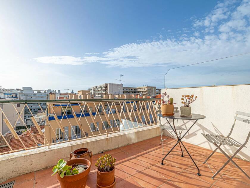 Winter Immobilier - Appartement - Nice - Carré d'or - Nice - c792e8f9f788dd55c6e067dc9d5d4e29_d2b1ad69f9_1920
