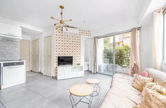 Winter Immobilier - квартира - Nice - Estienne d’Orves / Parc Imperial / Pessicart - Nice - 4dc9867cef69de1088a3faaab50b341f_c0158e4e0c_1920