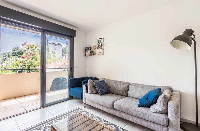 Winter Immobilier - Appartement - Nice - Fleurs Gambetta - Nice - fea03291566c2007ecb6df2b5f32c6bc_22191211dd_1920