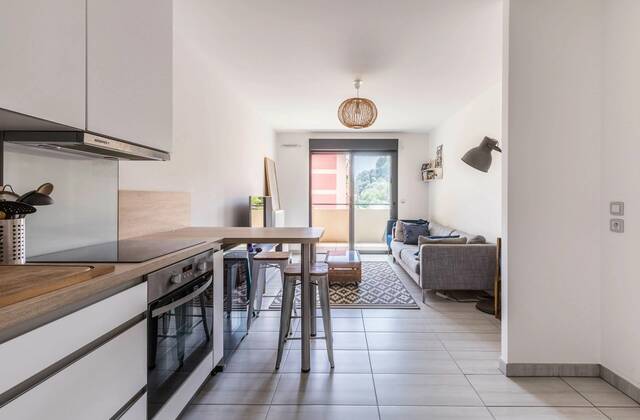Winter Immobilier - Appartement - Nice - Fleurs Gambetta - Nice - 4fd6d0f2f6a78fc6a4361e787a405aa7_7cff9b1f4d_1920