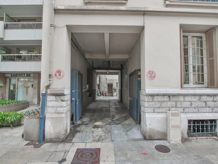 Winter Immobilier - Garage / Parking - Nice - Fleurs Gambetta - Nice - 0b789309a4503c1e013685eb72236246_d2ff377e90_1920