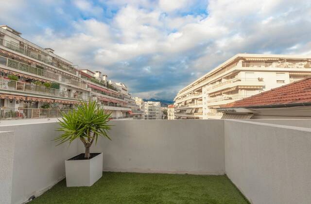 Winter Immobilier - Appartement - Nice - Estienne d’Orves / Parc Imperial / Pessicart - Nice - c92fb1988d15ce3c4d495dd1bb6d33c7_9be938751e_1920