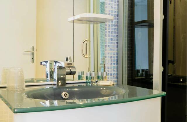 Winter Immobilier - Apartment - Vieux Nice - Nice - d16de62f4906bee0ced5bb91af04de80_7adea9e8e7_1920