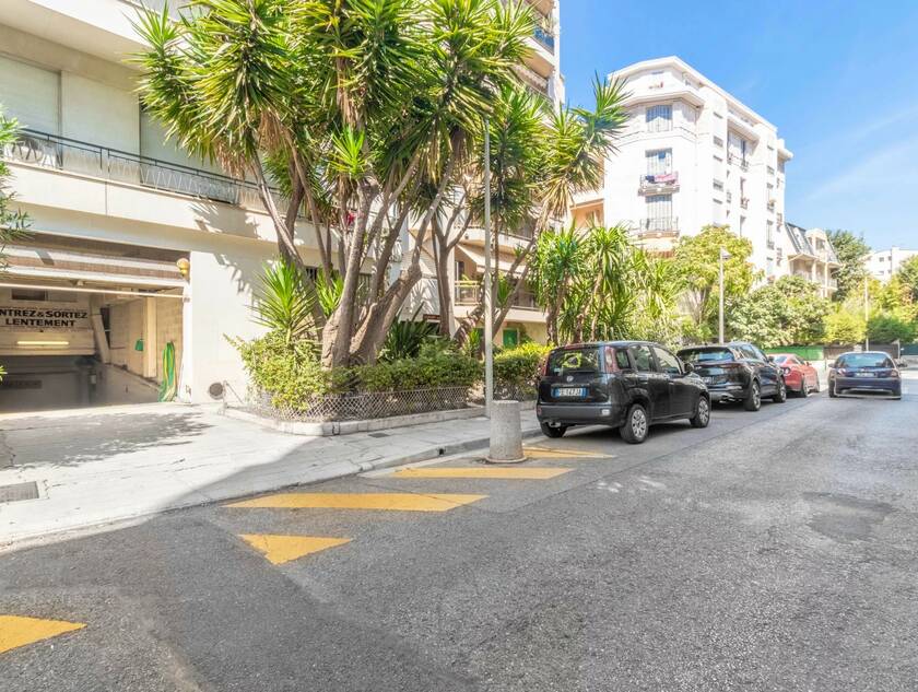 Winter Immobilier - Garage / Parking - Nice - Fleurs Gambetta - Nice - 6b65d276c3eb4c53b79ef353f03d3755_0b26014a29_1920