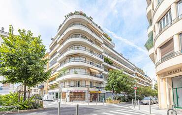 Winter Immobilier - Tourisme à Nice - Les immeubles Rometti à Nice : une signature architecturale azuréenne - immeuble-rometti-nice