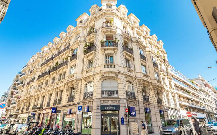 Palais Arnulf immeuble bourgeois Nice rue de France