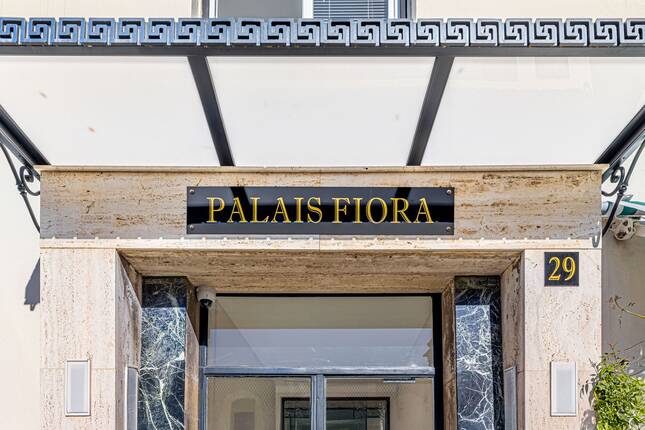 Winter Immobilier - Palais Fiora - Palais_Fiora_entrée