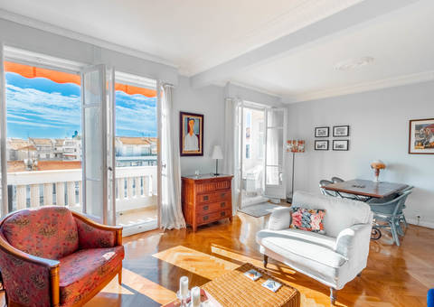 Winter Immobilier - Appartement Nice 75,78 m² - - 2_3_room_apartment_last_floor_nice_boulevard_gambetta_fleurs_palais_madrid_french_riviera_winter_immobilier_(2_sur_22)